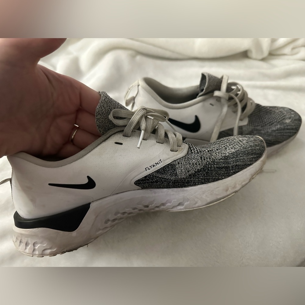 Nike Odyssey React Flyknit 2 - image 4